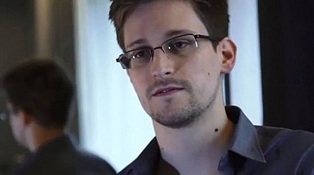 Edward Snowden, en el limbo. Foto: The Guardian/Glenn Greenwald y Laura Poitras