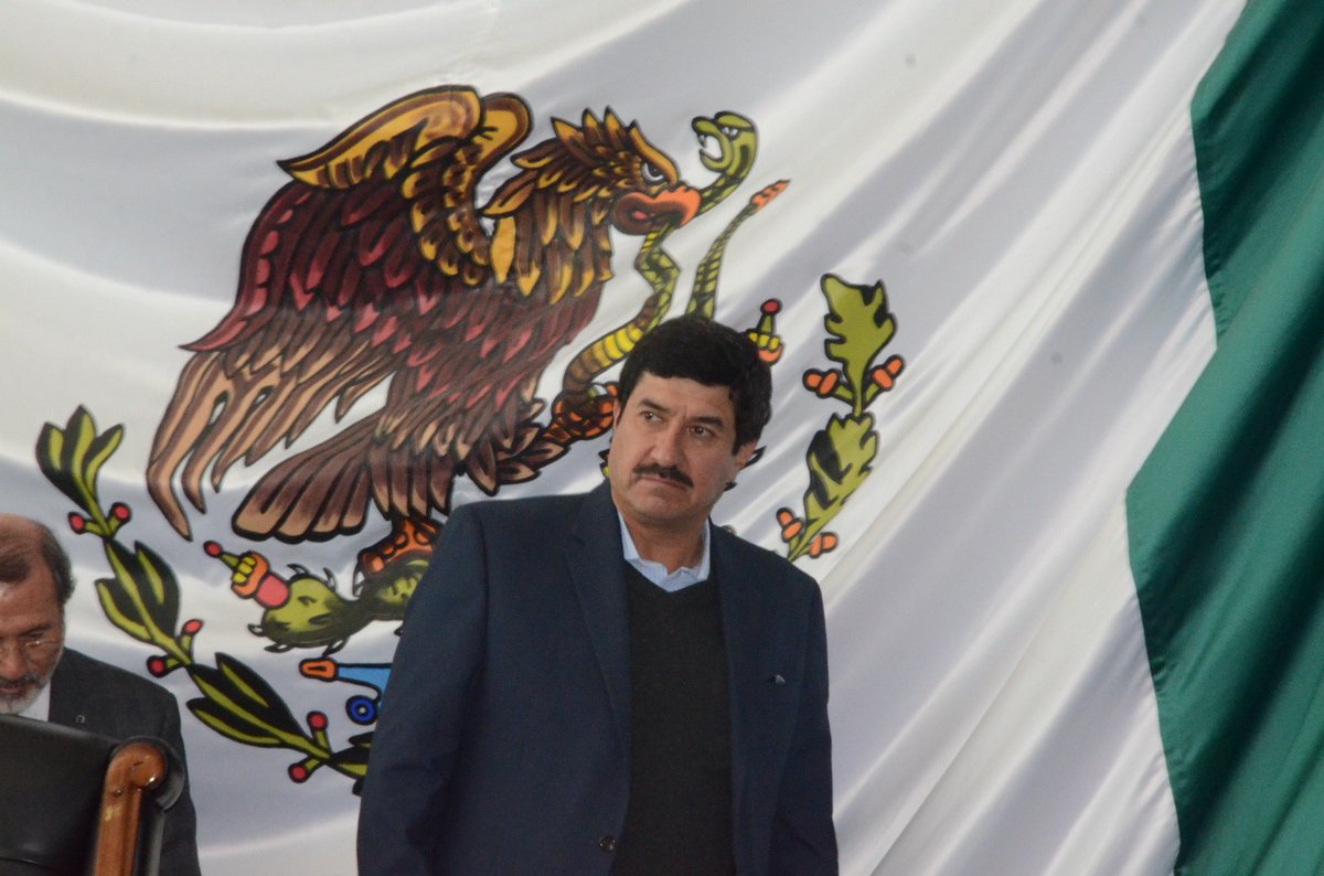 Periodista de Chihuahua denuncia acoso del gobernador Javier Corral