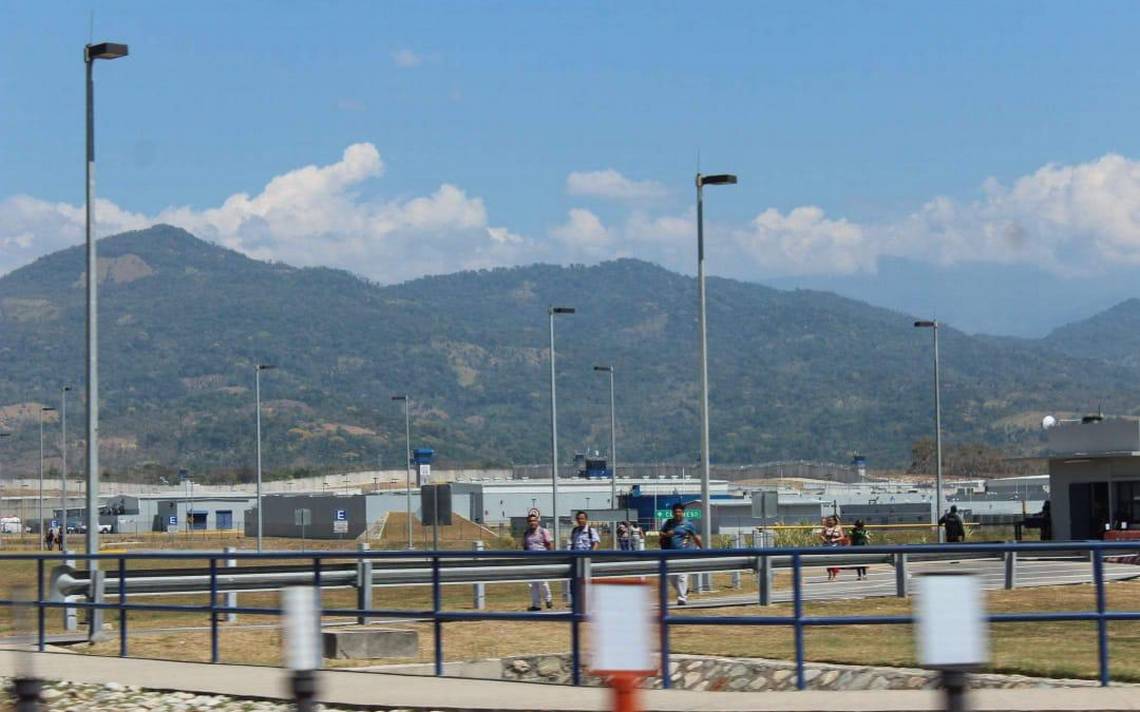 Disturbios y violencia en penal federal de Chiapas por corrupción y extorsión de autoridades carcelarias