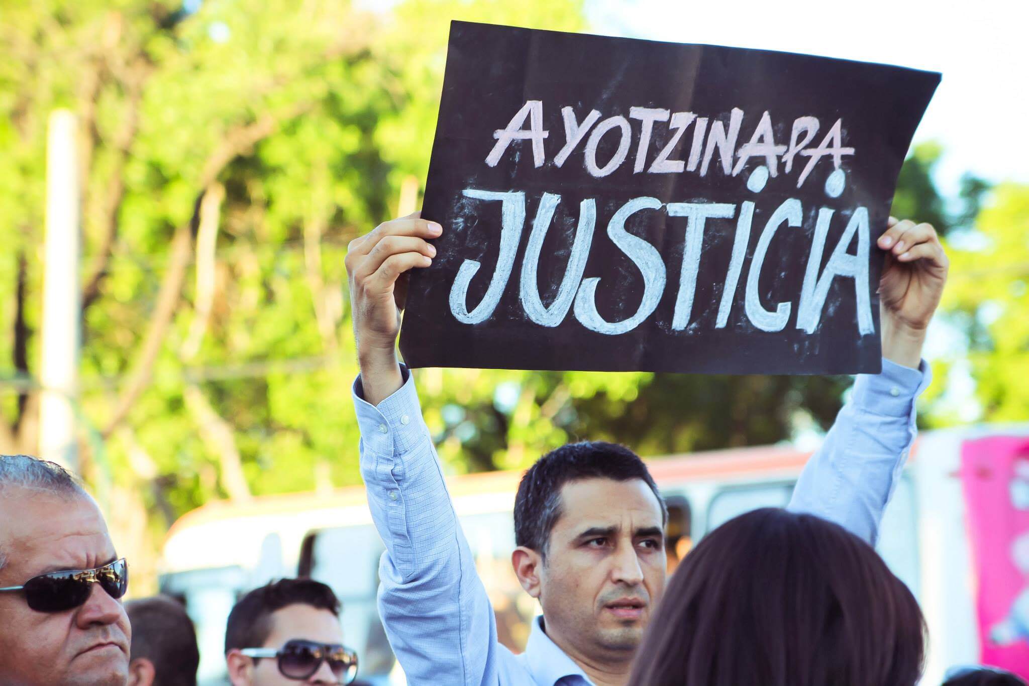 Foro Público: La fallida verdad histórica que sepulta al peñanietismo