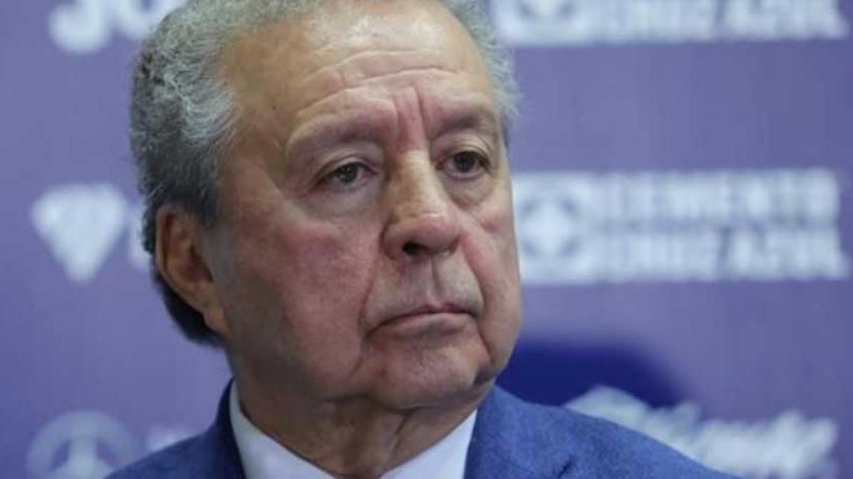 Juez vincula a proceso a ex director jurídico de Cruz Azul por delincuencia organizada y operación de recursos ilícitos