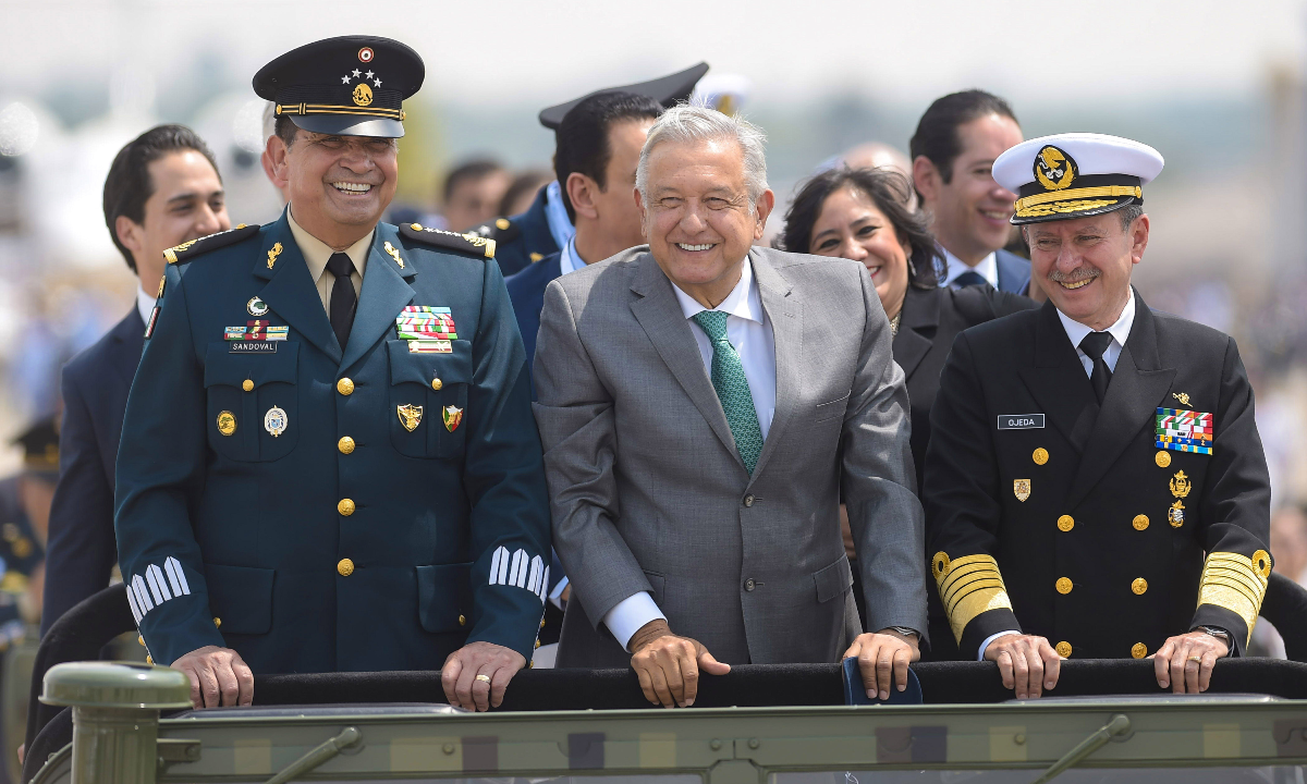 Militares que han sido dados de baja o criminalizados falsamente exigen juicio contra AMLO por traición a la patria