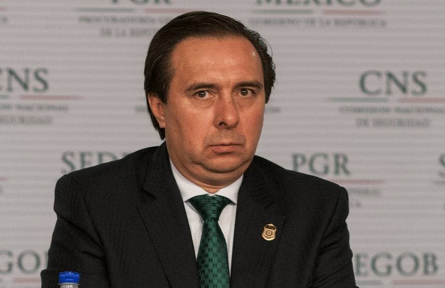 FGR pretende extradición de Tomás Zerón, acusado de tortura por caso Ayotzinapa