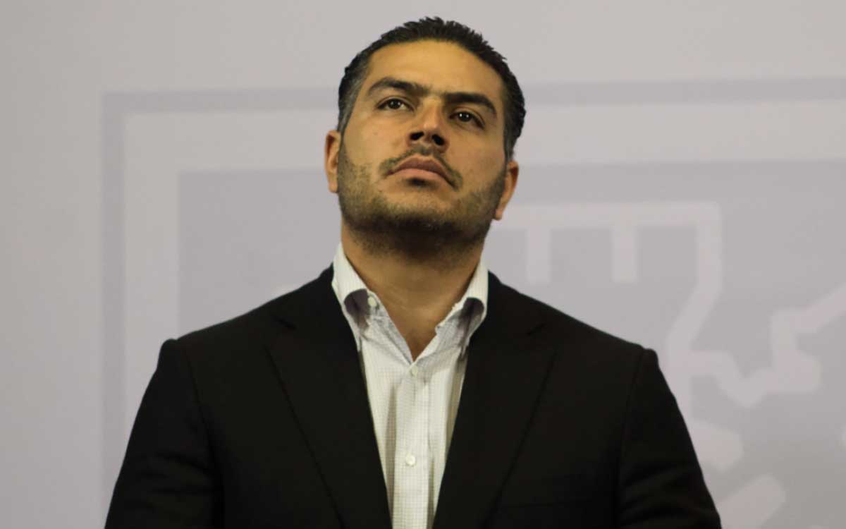 Omar García Harfuch acudió a reunión ‘extraurgente’ en zona militar después de la desaparición de normalistas Ayotzinapa