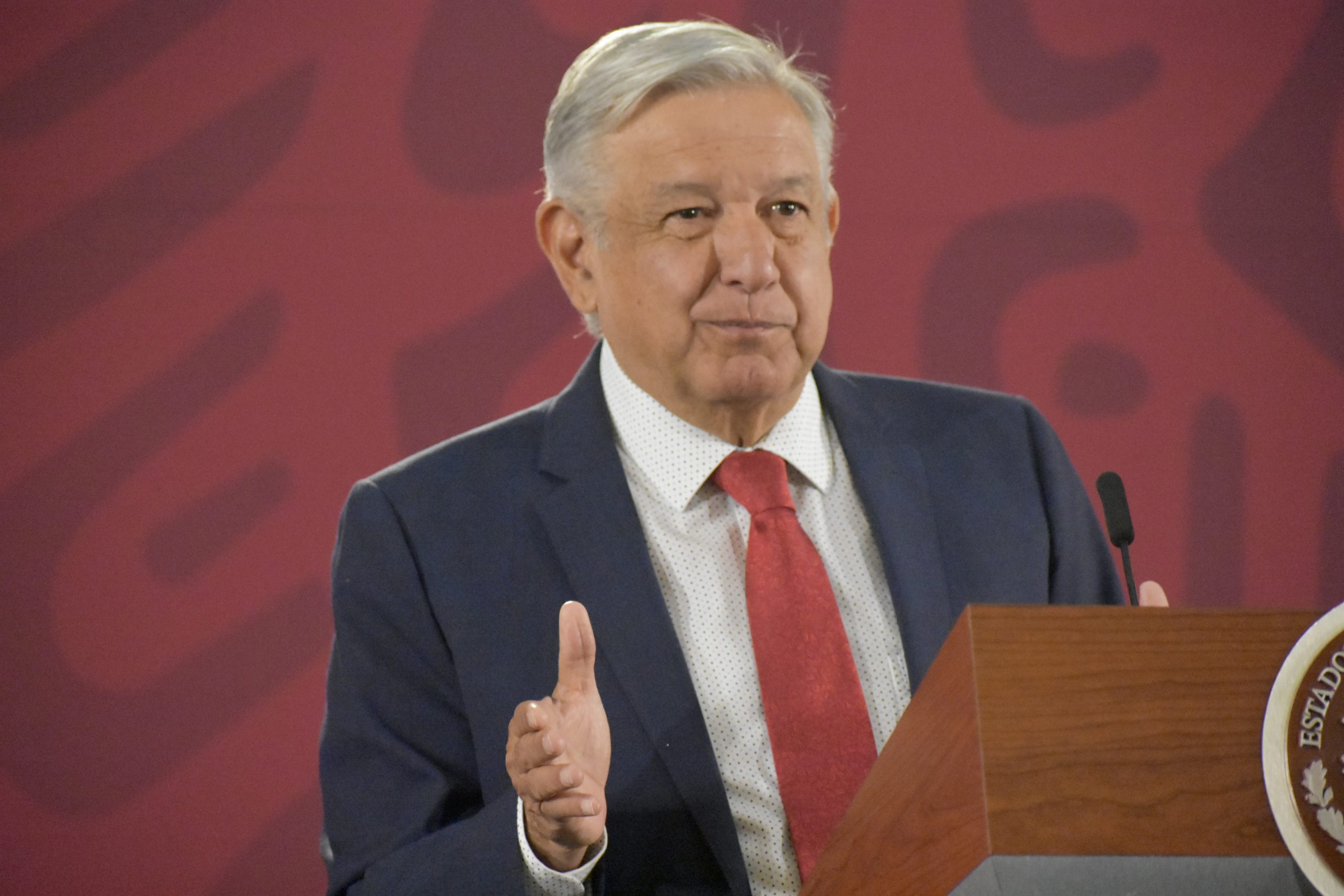 López Obrador da la razón a expresidentes Peña Nieto y Calderón