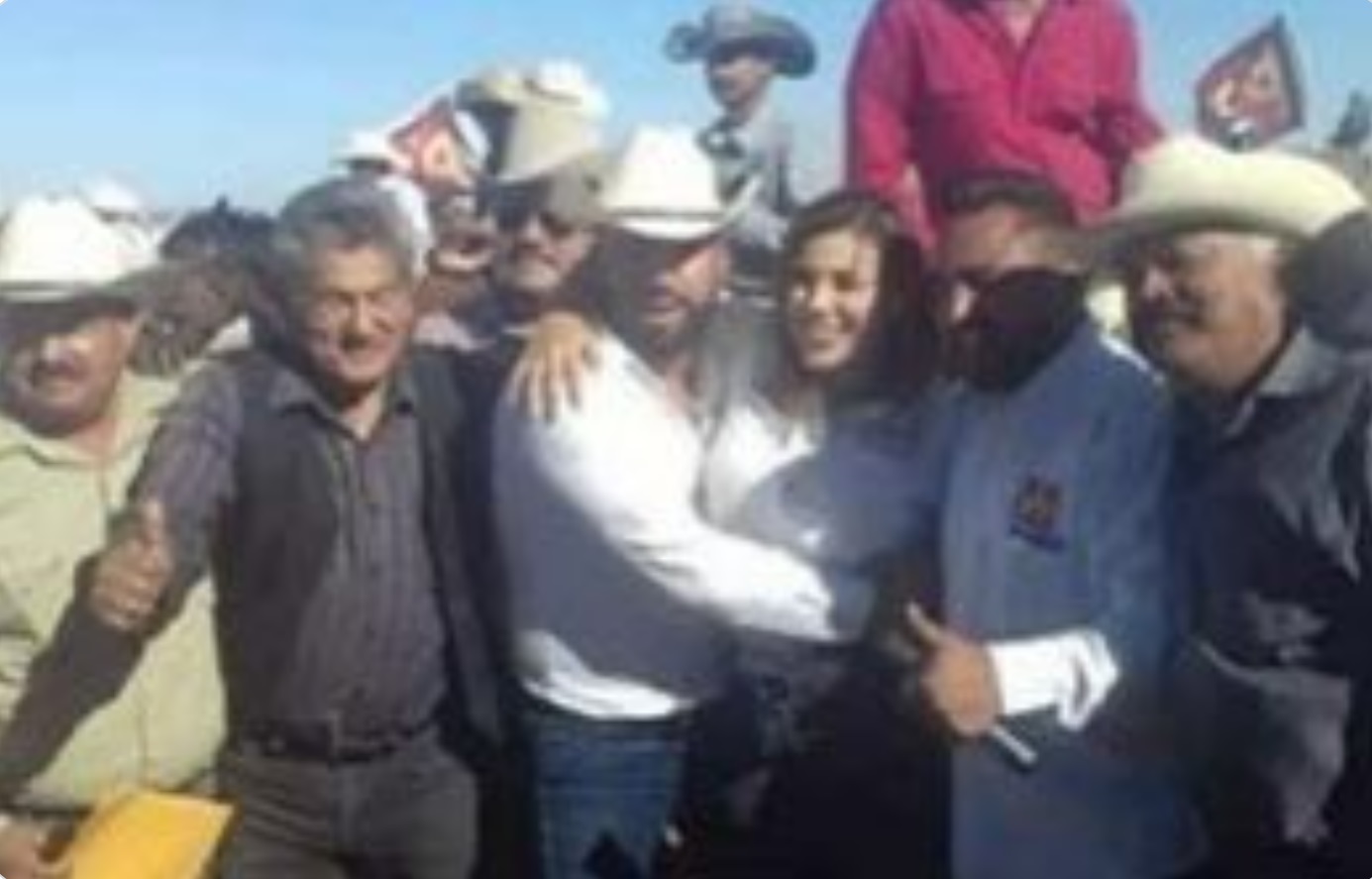 Activista difunde fotografía de gobernadora Marina del Pilar abrazando a narcotraficante de Tijuana