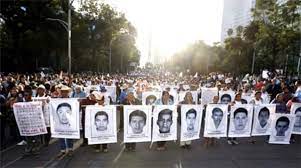 Gobierno federal denuncia a juez del caso Ayotzinapa por dejar libres a 120 implicados