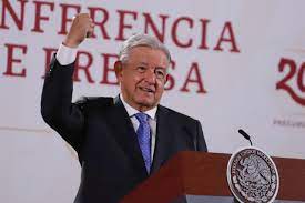Comerciantes ambulantes de Tepito son obligados a participar en marcha de AMLO