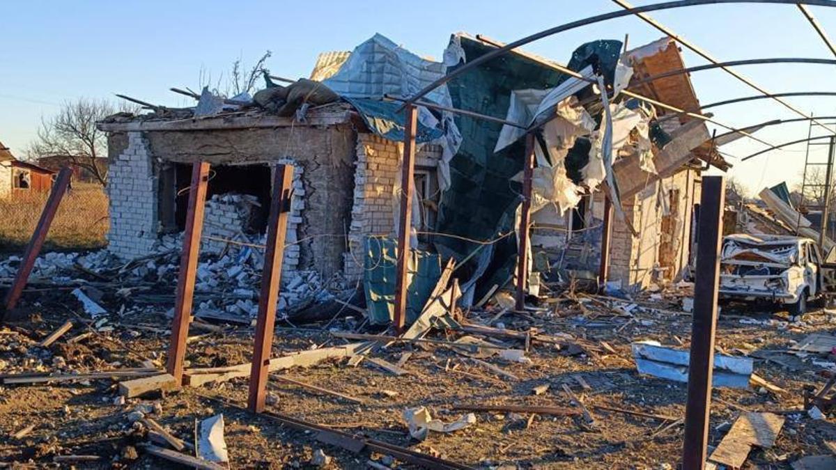 Nuevos ataques masivos de Rusia causan varias víctimas y apagones en Zaporiyia, Ucrania