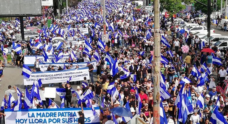 América Latina debe atender problemas crónicos con democracia y respeto a los DDHH: Human Rights Watch
