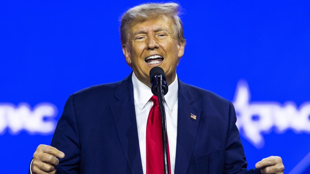 Trump, en pánico ante posible imputación por comprar el silencio de una actriz porno