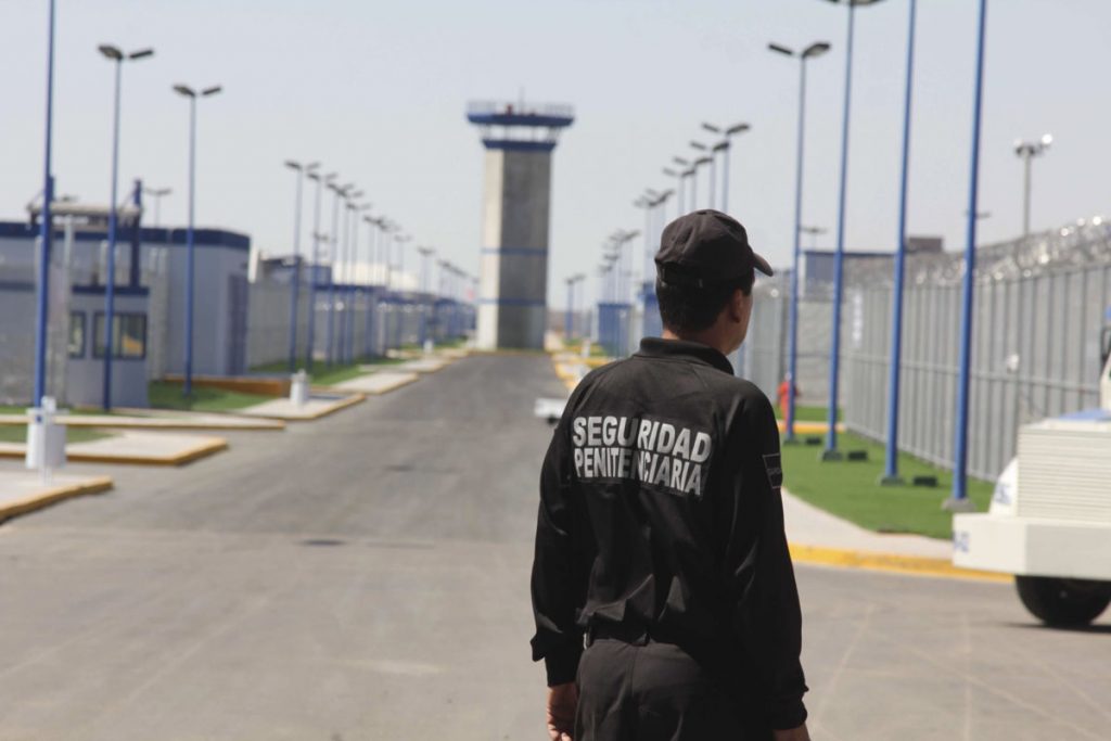 Nueva denuncia ante CNDH por torturas de custodios en el Cefereso #17 de Michoacán