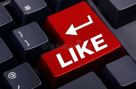 Redes sociales: afectos que infectan, columna de Javier Contreras