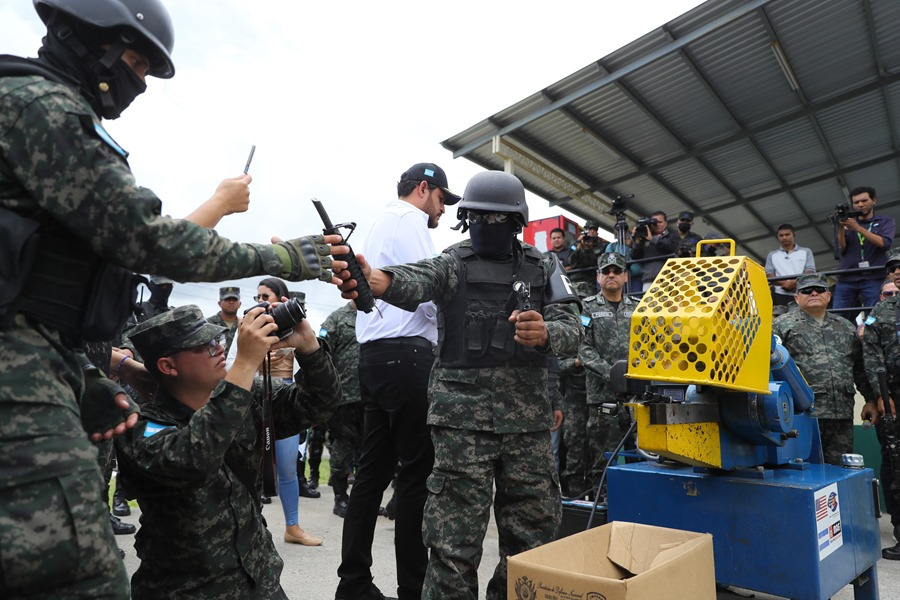 Miles de armas y proyectiles decomisados en cárceles de Honduras