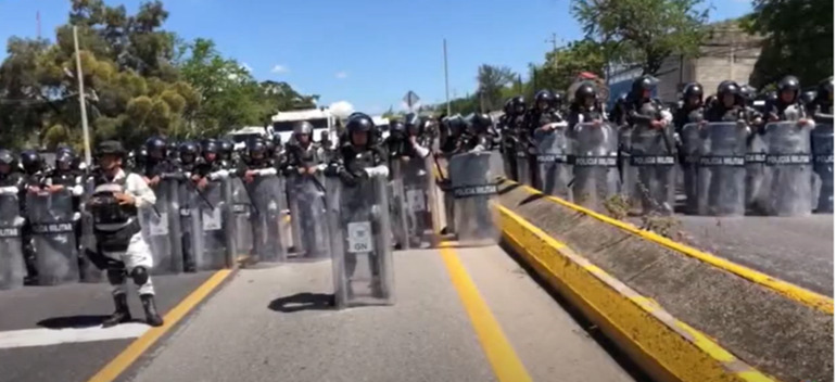 Manifestantes en Chilpancingo toman las instituciones de gobierno