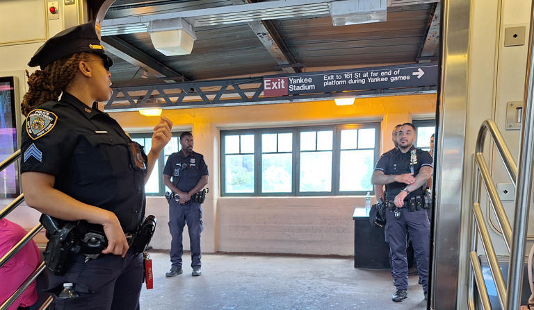 Nueva York despliega policías ante alza de crímenes contra judíos
