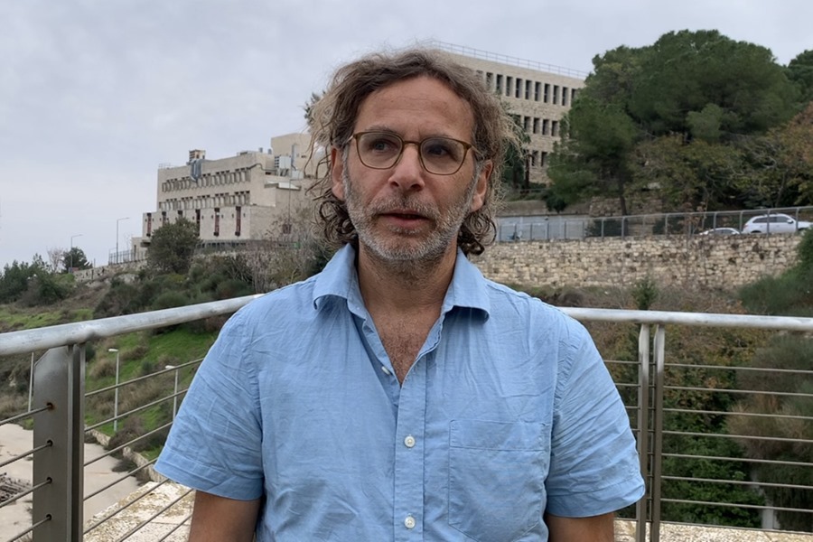 Excombatiente palestina y profesor israelí defienden posibilidad de paz