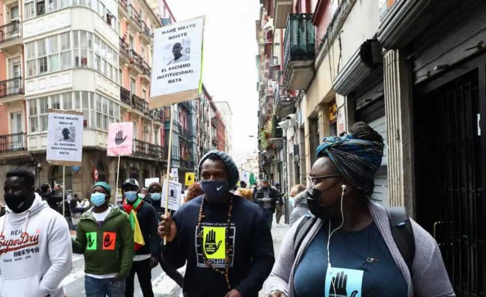 Violencia racial contra migrantes africanos en España