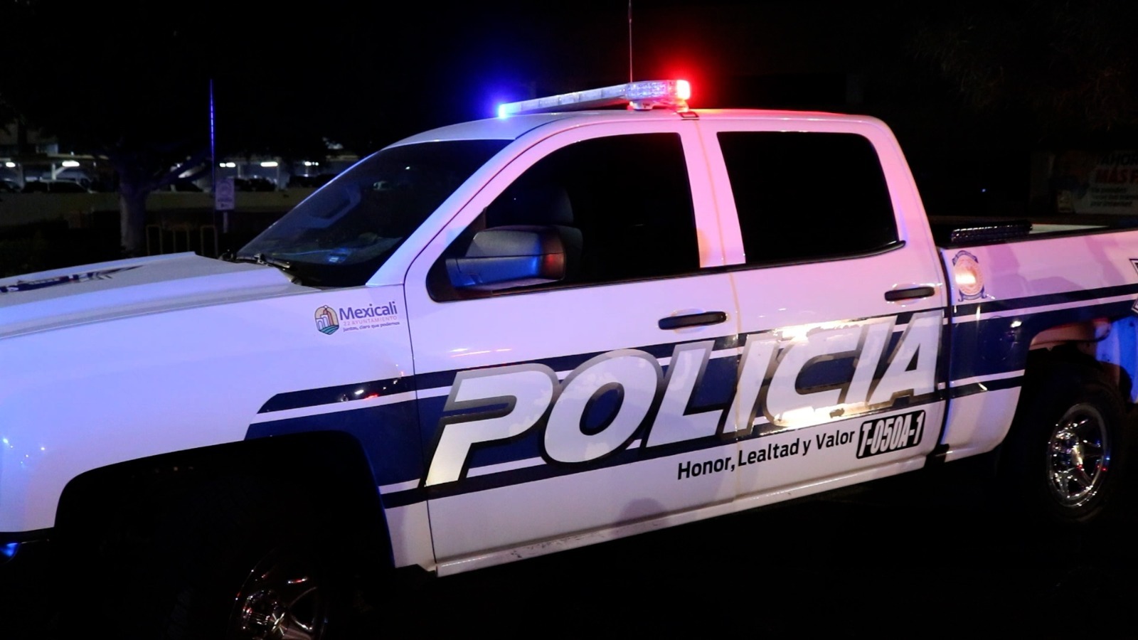 Líder de Los Rusos escoltado por la Policía Municipal de Mexicali