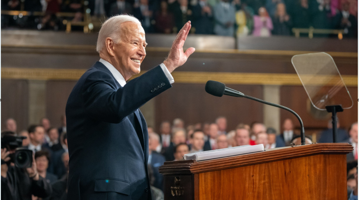 Joe Biden renuncia a la candidatura presidencial