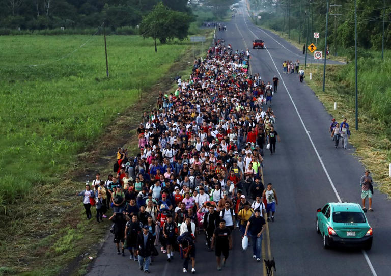 Nueva caravana de migrantes espera llegar a EEUU antes de noviembre