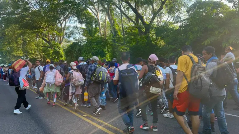 Activista advierte colapso migratorio en Chiapas y Tabasco