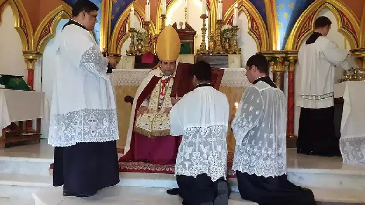 Rodrigo da Silva, nuevo ‘papa’ de las monjas de Belorado