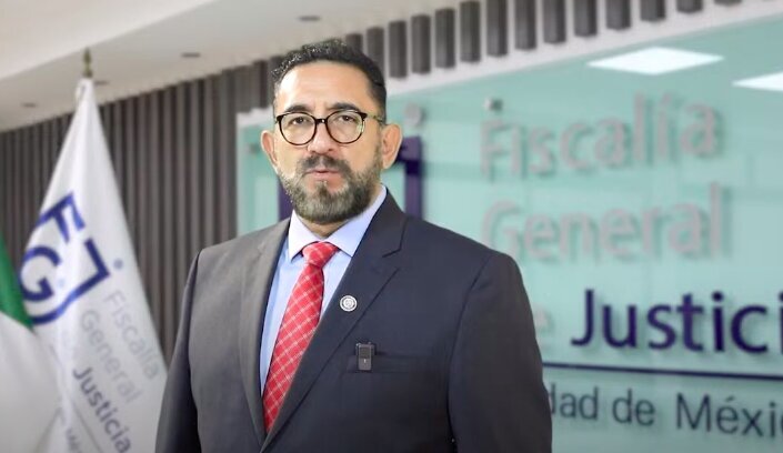 Fiscalía Anticorrupción de Chihuahua declara prófugo a Javier Corral
