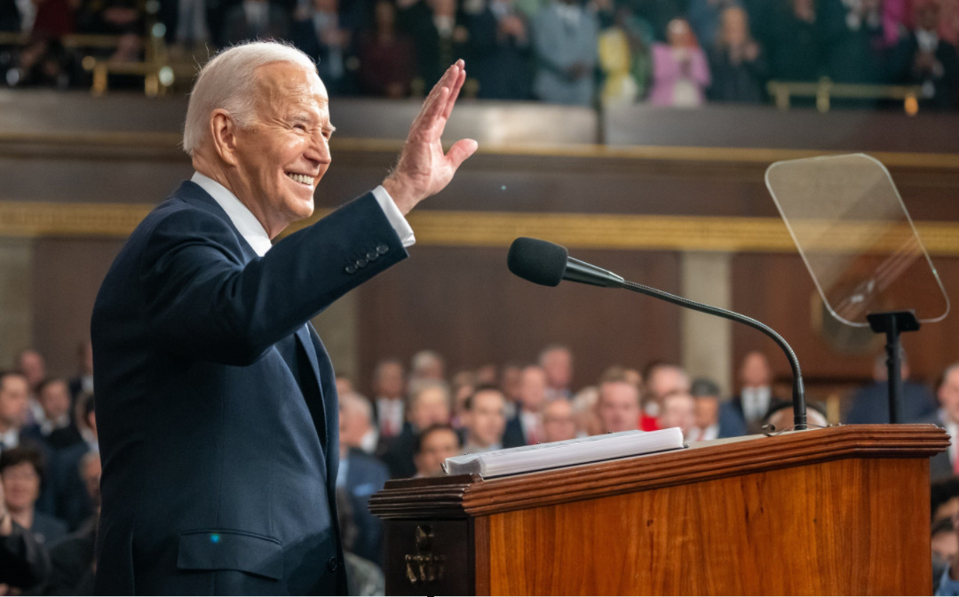 Biden busca reformar Corte Suprema por corrupción y crisis ética