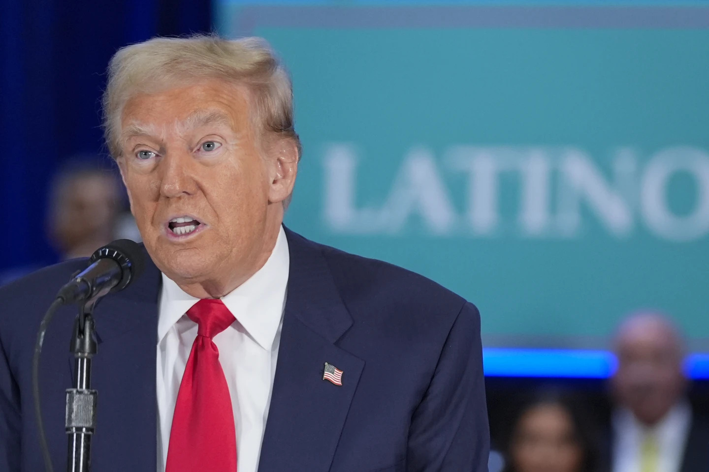 Cuáles fueron los insultos de Trump a Kamala por ayudar a los latinos