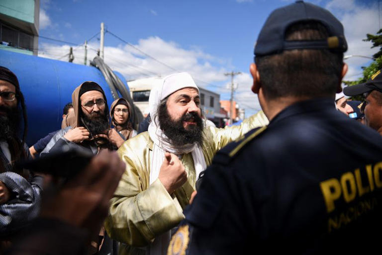 Guatemala rescata a 160 niños de la secta judía Lev Tahor 