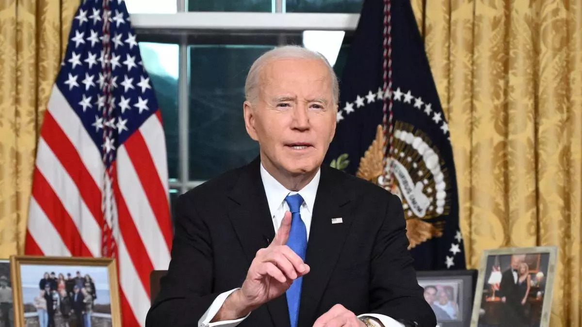 Biden se despide y advierte de la oligarquía de extrema riqueza