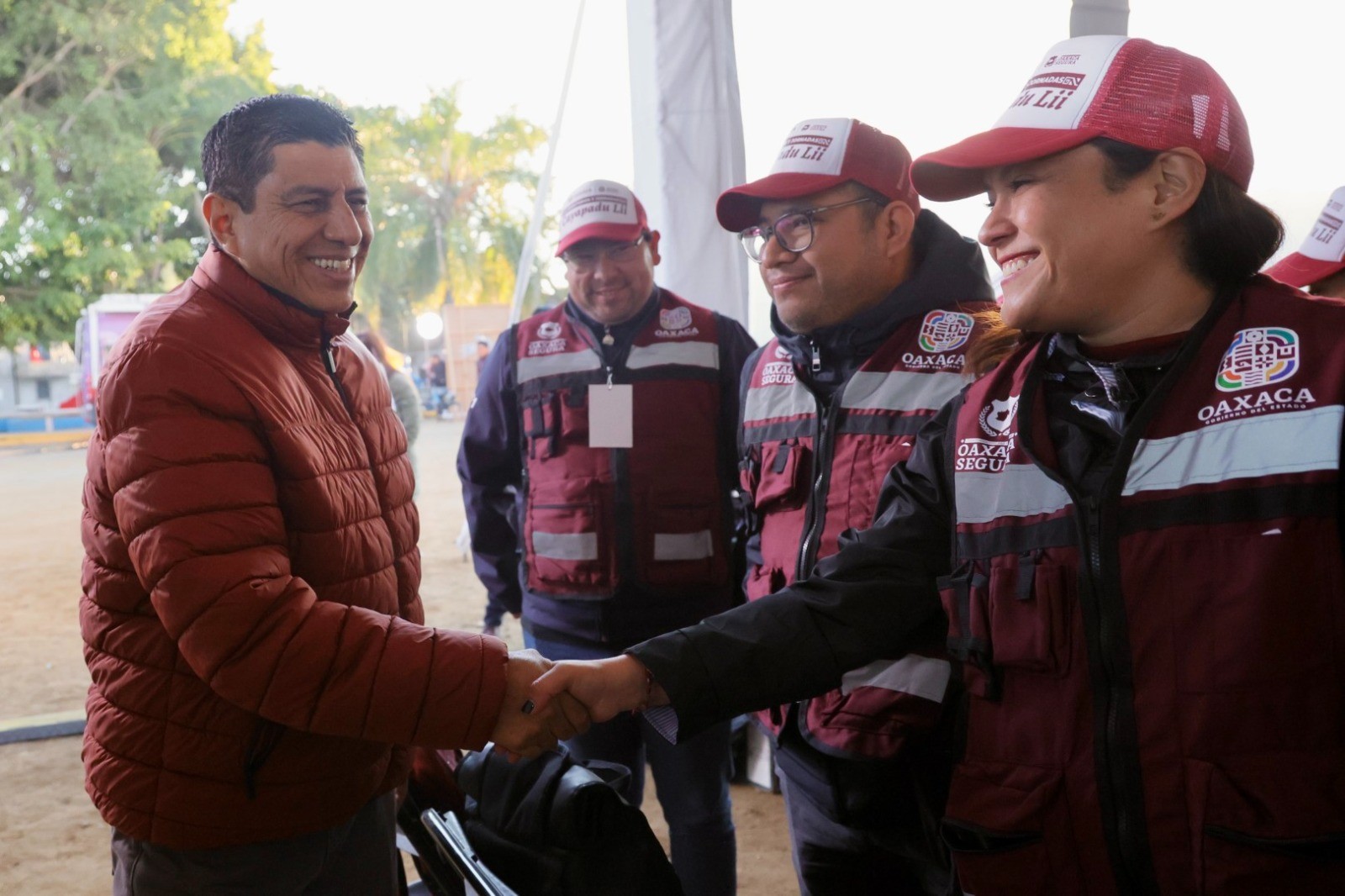 Un aspecto del inicio del programa Territorios y jornadas del gobierno de Oaxaca. Un aspecto del inicio del programa Territorios y jornadas del gobierno de Oaxaca.