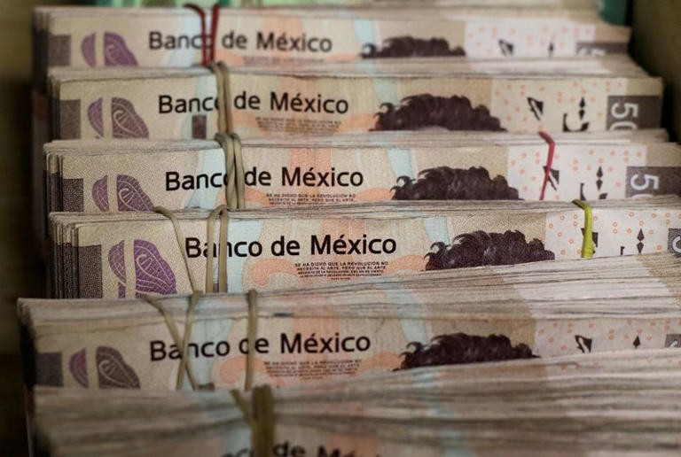 Devaluación del peso mexicano por amenazas de Trump a Colombia