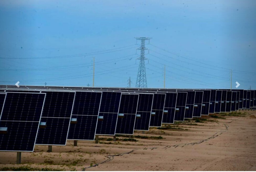 La primera fase de la central fotovoltaica Puerto Peñasco, de 120 megavatios de capacidad y situada en el norteño estado de Sonora, opera desde 2023. El gobierno mexicano incorporó el proyecto en su multimillonaria inversión para el sector energético. Foto: Gobierno de México La primera fase de la central fotovoltaica Puerto Peñasco, de 120 megavatios de capacidad y situada en el norteño estado de Sonora, opera desde 2023. El gobierno mexicano incorporó el proyecto en su multimillonaria inversión para el sector energético. Foto: Gobierno de México