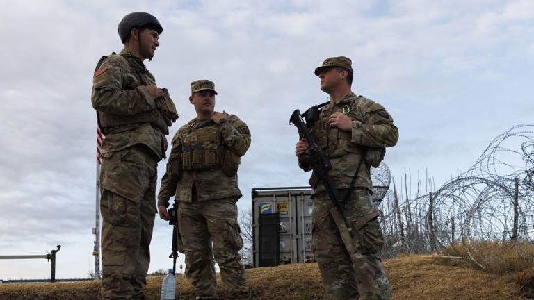 Guardia Nacional de Texas ahora puede realizar arrestos a migrantes