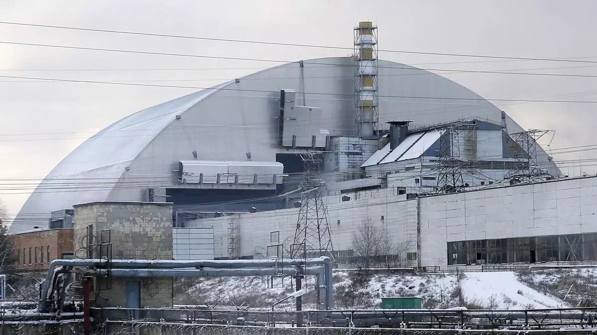 Dron ruso impacta en Chernóbil sin aumento de radiación: Zelenski
