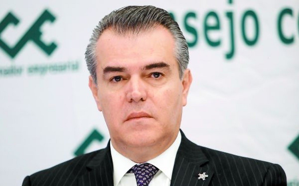 Amenaza de aranceles frena inversión de 60 mmdd en México