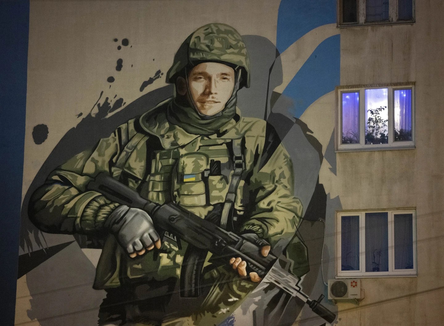 A mural depicts Andriy Ogorodnik, 23, a soldier of Ukraine’s Azov regiment, on an apartment building wall in Kyiv, Ukraine, Friday, Feb. 2, 2024. Ogorodnik was killed with Russian troops on April 26, 2022. Photo: AP/Efrem Lukatsky A mural depicts Andriy Ogorodnik, 23, a soldier of Ukraine’s Azov regiment, on an apartment building wall in Kyiv, Ukraine, Friday, Feb. 2, 2024. Ogorodnik was killed with Russian troops on April 26, 2022. Photo: AP/Efrem Lukatsky