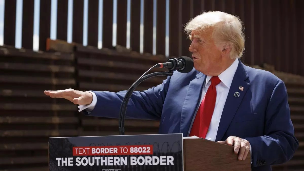 Trump ataca a migrantes con engañosa orden sobre asistencia alimentaria
