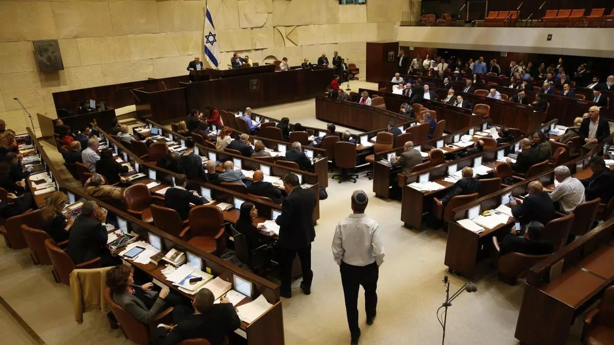 Parlamento israelí aprueba ley para controlar nombramiento de jueces
