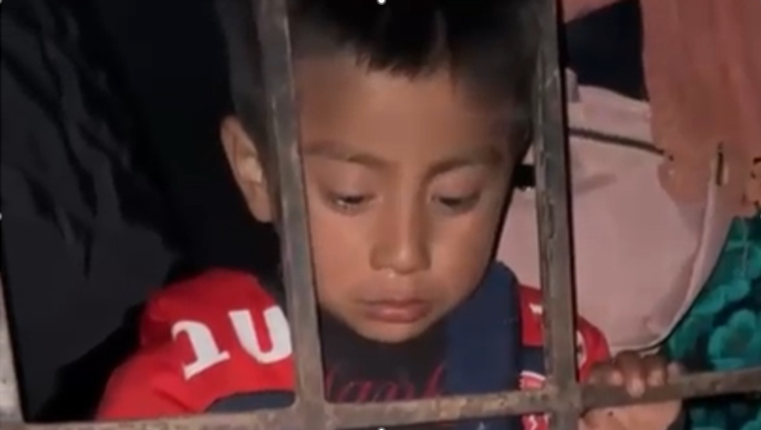 Indignación en Chenalhó: encarcelan a familia completa, incluido niño de tres años