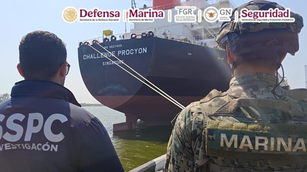 Marina decomisa buque con más de 10 millones de litros de diésel en Tamaulipas