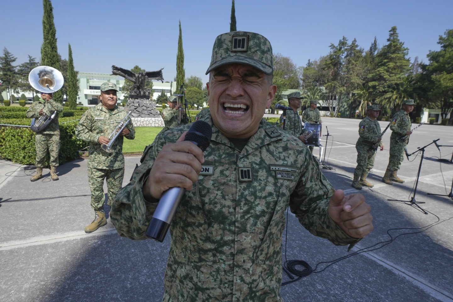 Sheinbaum emprende lucha contra el narcocorrido en México
