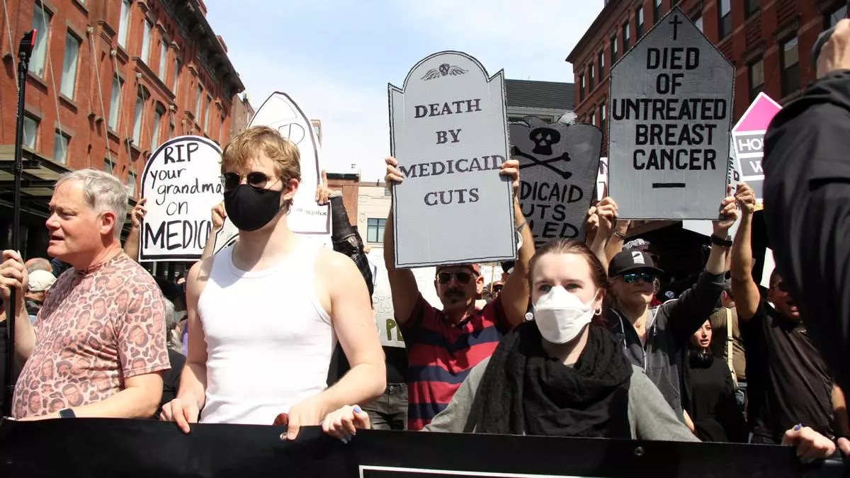 Recortes y aranceles de Trump ponen en riesgo lucha contra el cáncer