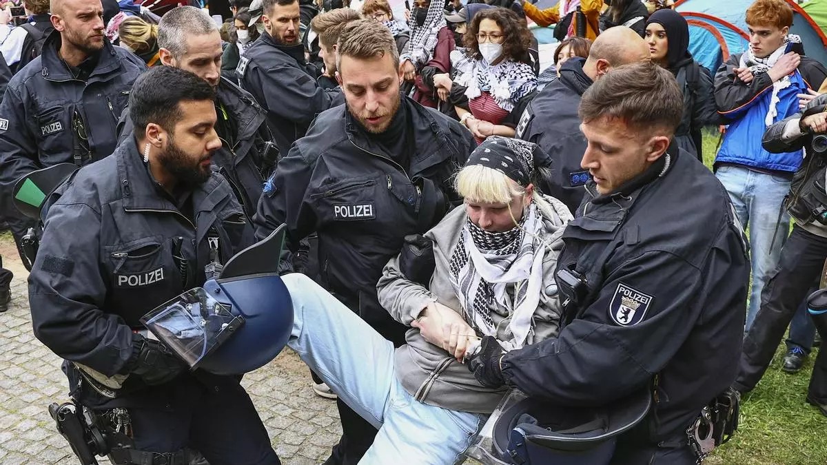 Alemania expulsa a cuatro activistas propalestinos sin condena