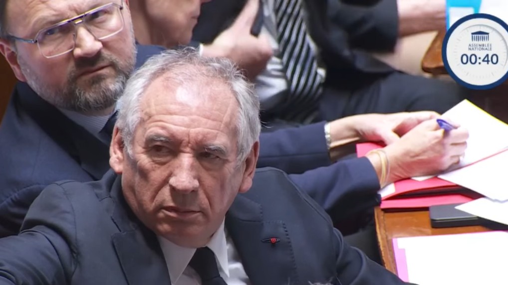 Bayrou, primer ministro francés, testificará sobre abuso sexual