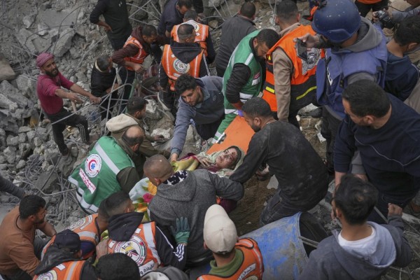 Israel intensifica ofensiva en Hospital de Gaza: mueren 21 personas
