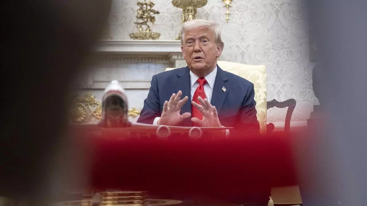 Trump arremete contra Zelenski tras la masacre rusa en Sumy, Ucrania