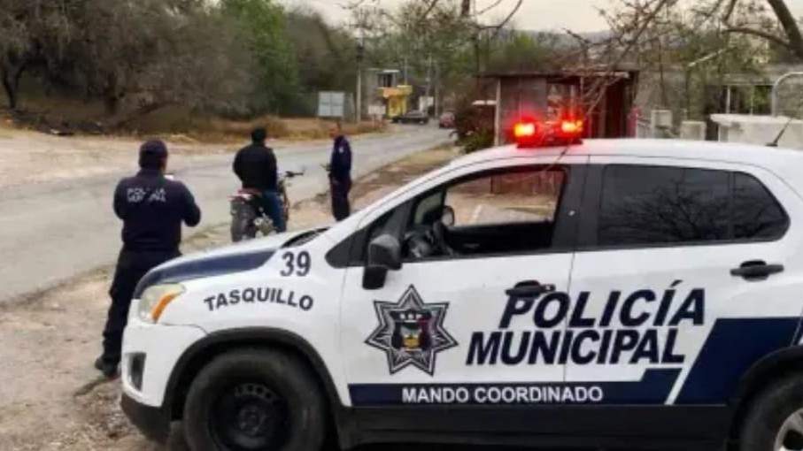 Patrulla de Tasquillo similar al vehículo del que se escapó el asesino de Sánchez. Patrulla de Tasquillo similar al vehículo del que se escapó el asesino de Sánchez.